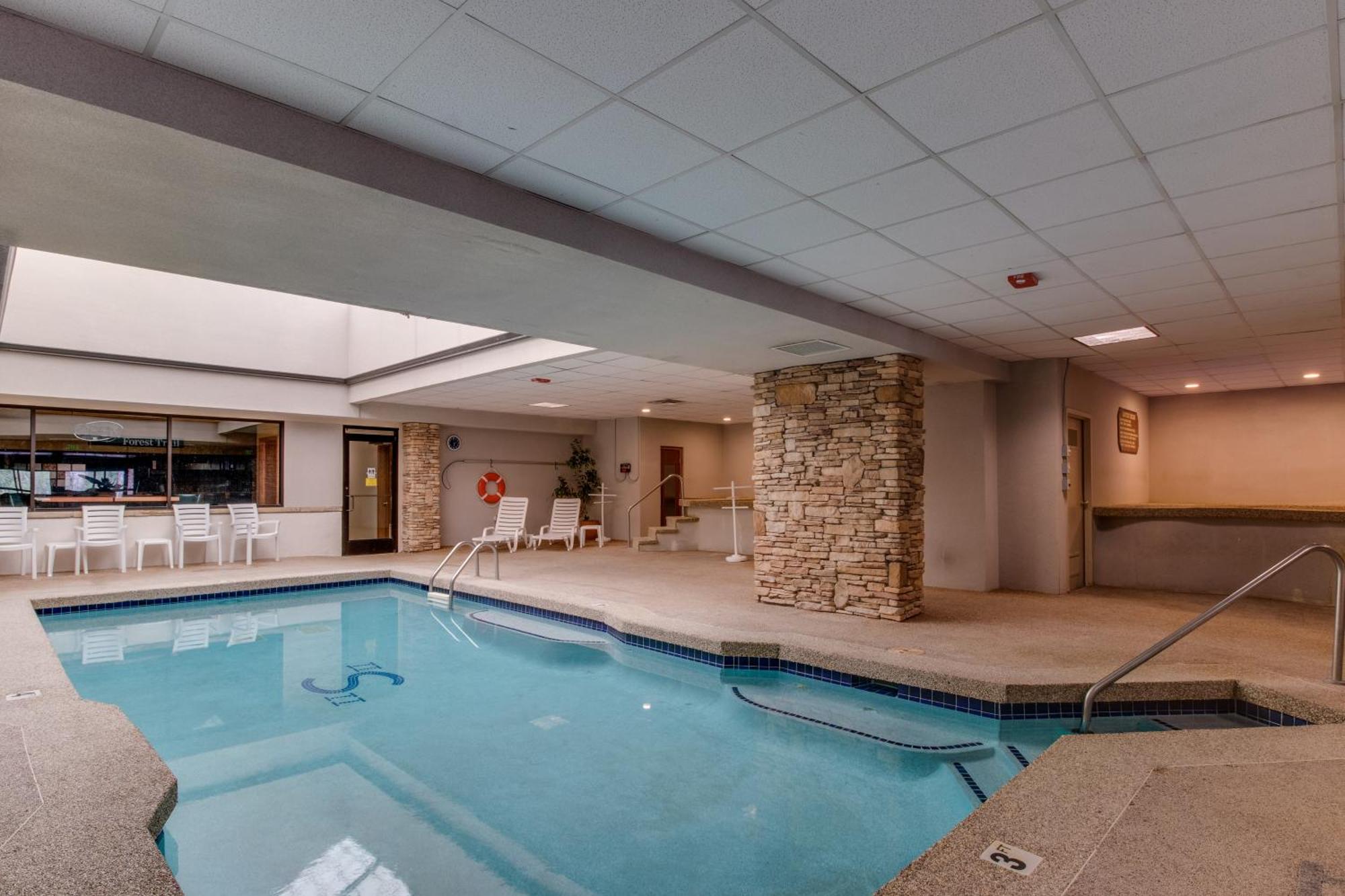 Kings Crossing Apartments 윈터 파크 객실 사진